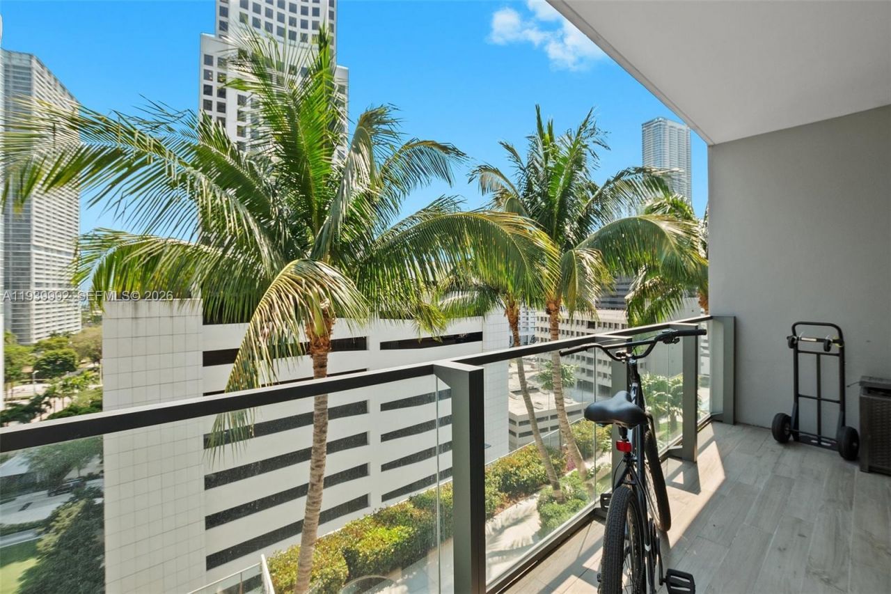 68 SE 6th Street , Unit 805, Miami, FL 33131 Photo