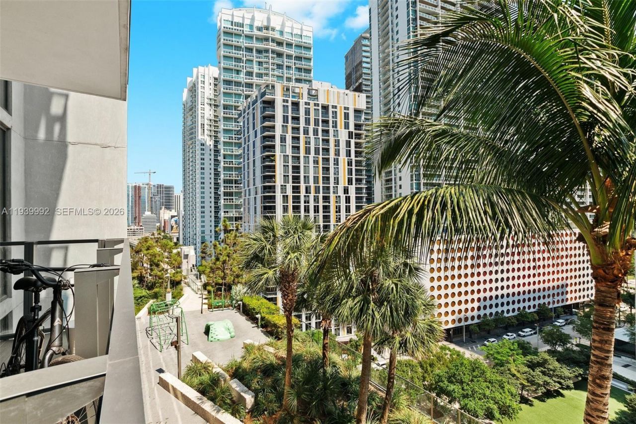 68 SE 6th Street , Unit 805, Miami, FL 33131 Photo