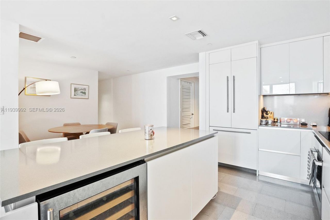 68 SE 6th Street , Unit 805, Miami, FL 33131 Photo