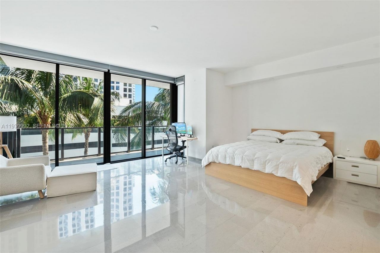 68 SE 6th Street , Unit 805, Miami, FL 33131 Photo