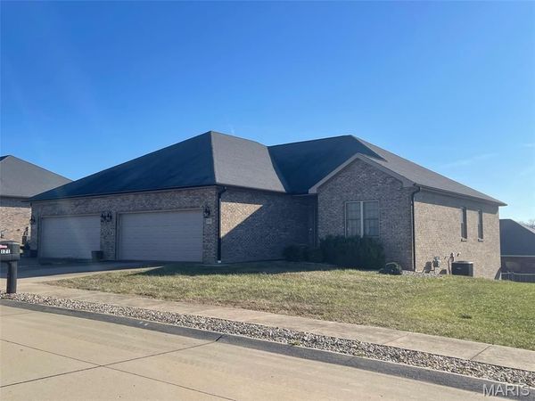 119-121 Summerfield Way, Cape Girardeau, MO 63701
