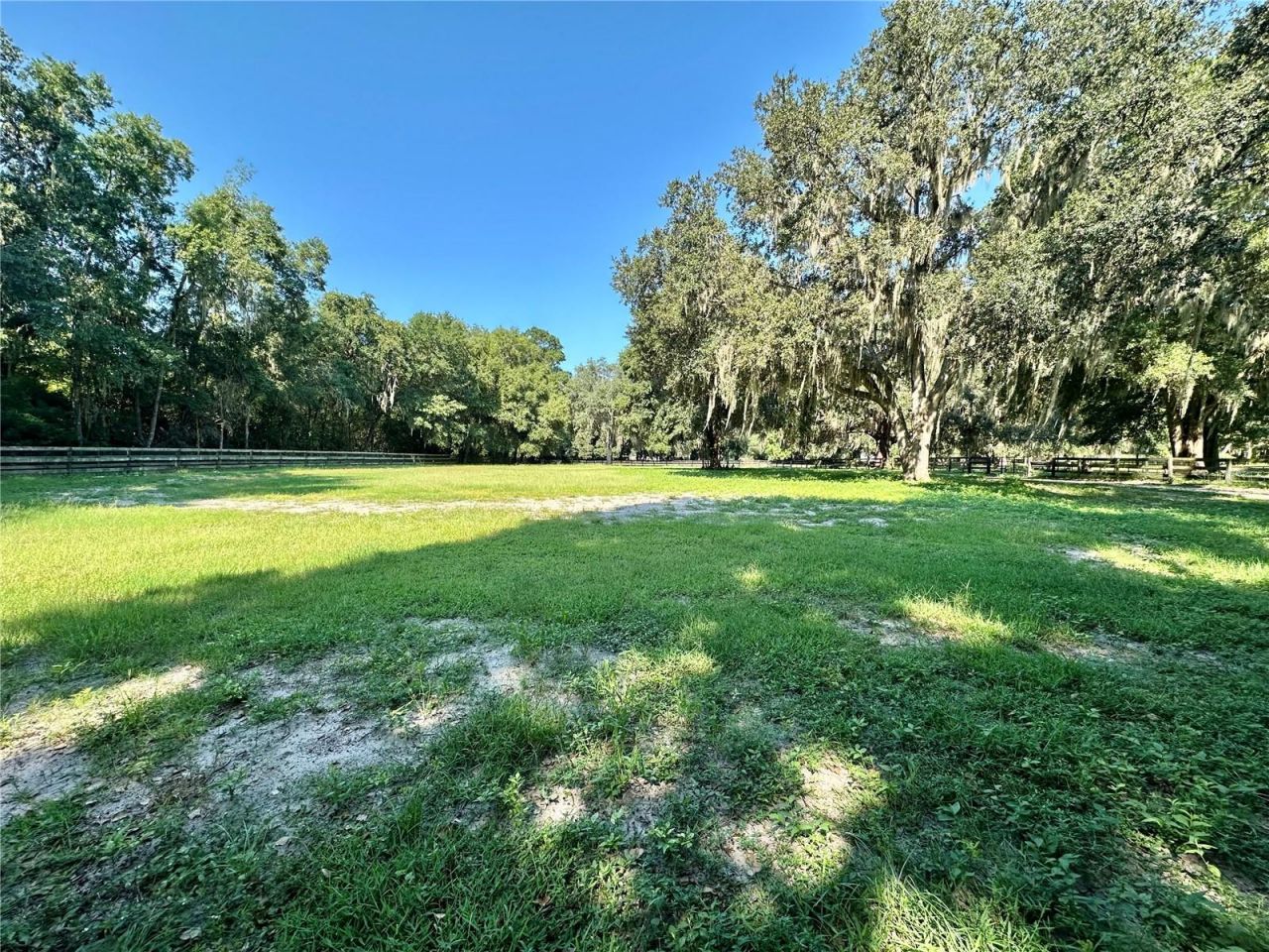 5625 NW 193rd Lane, Orange Lake, FL 32681 Photo