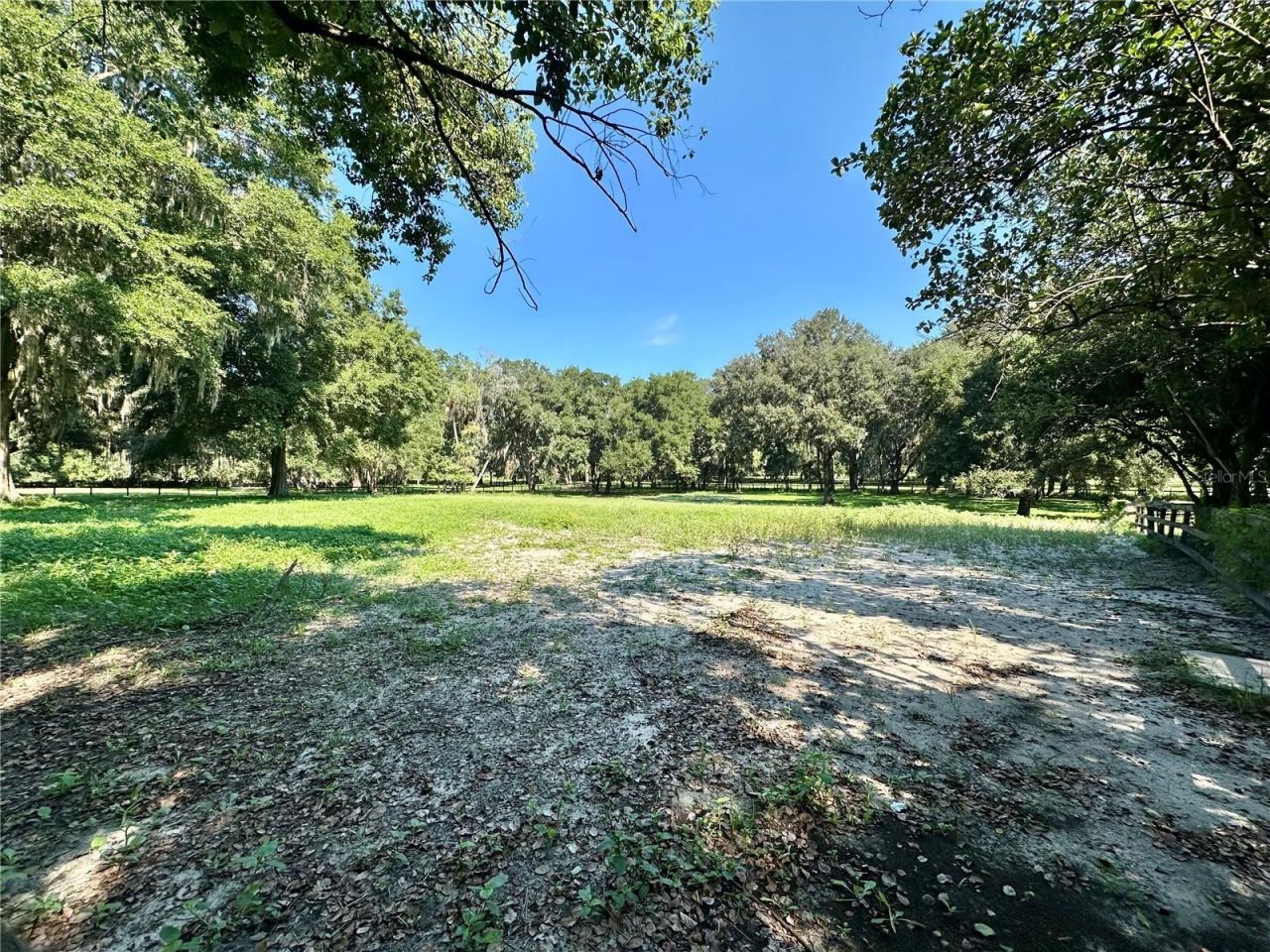 5625 NW 193rd Lane, Orange Lake, FL 32681 Photo