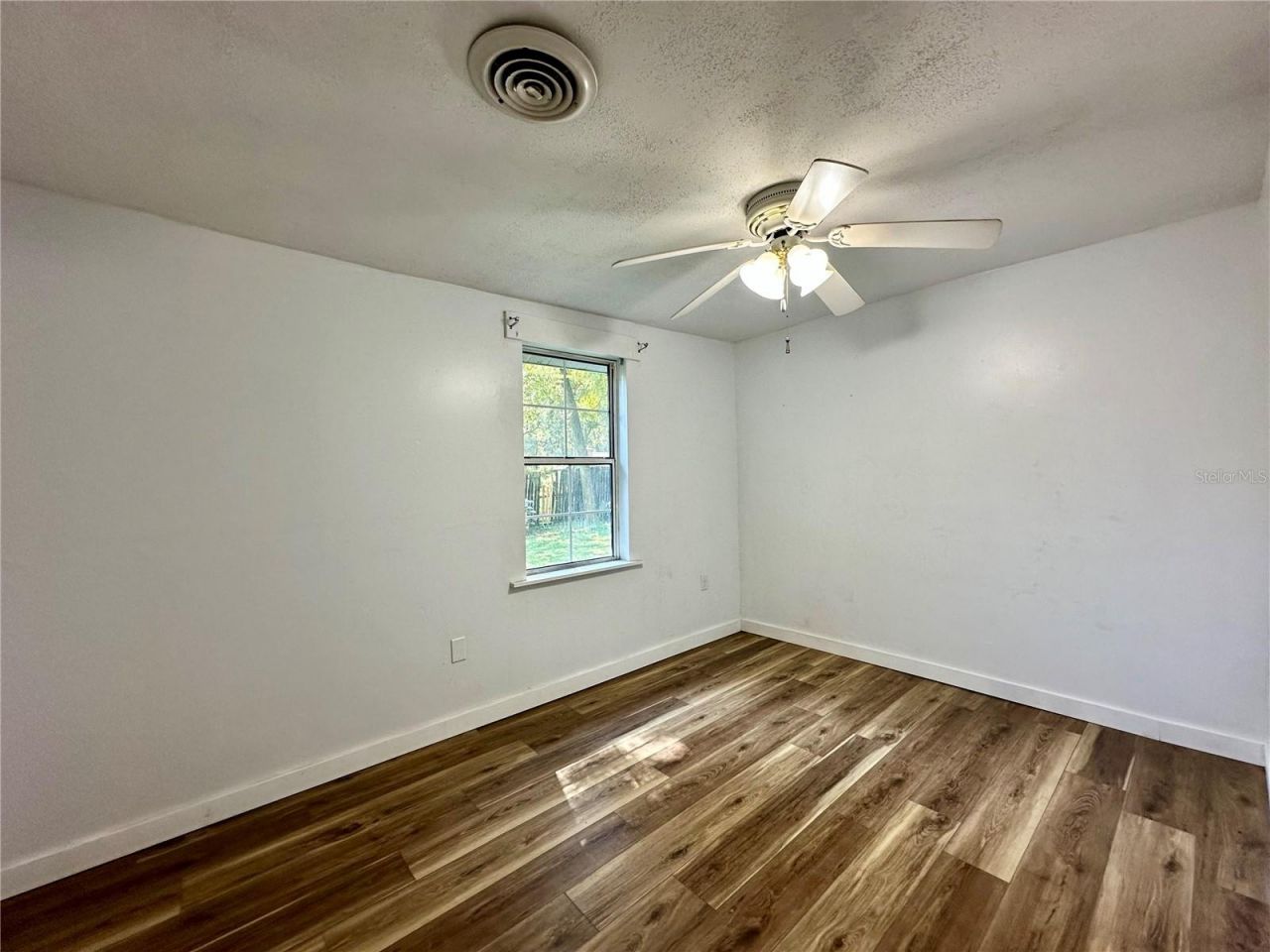 5625 NW 193rd Lane, Orange Lake, FL 32681 Photo