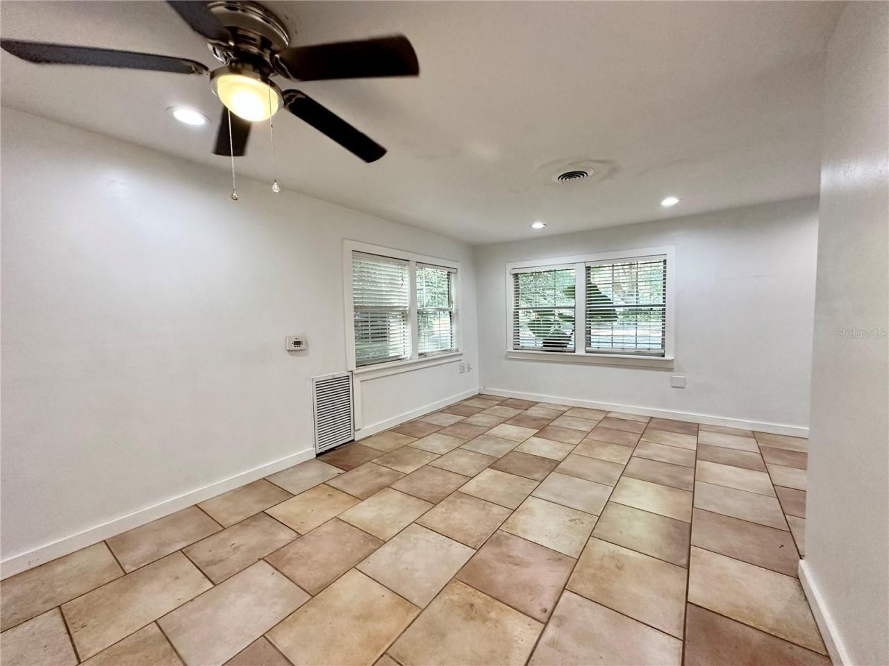 5625 NW 193rd Lane, Orange Lake, FL 32681 Photo