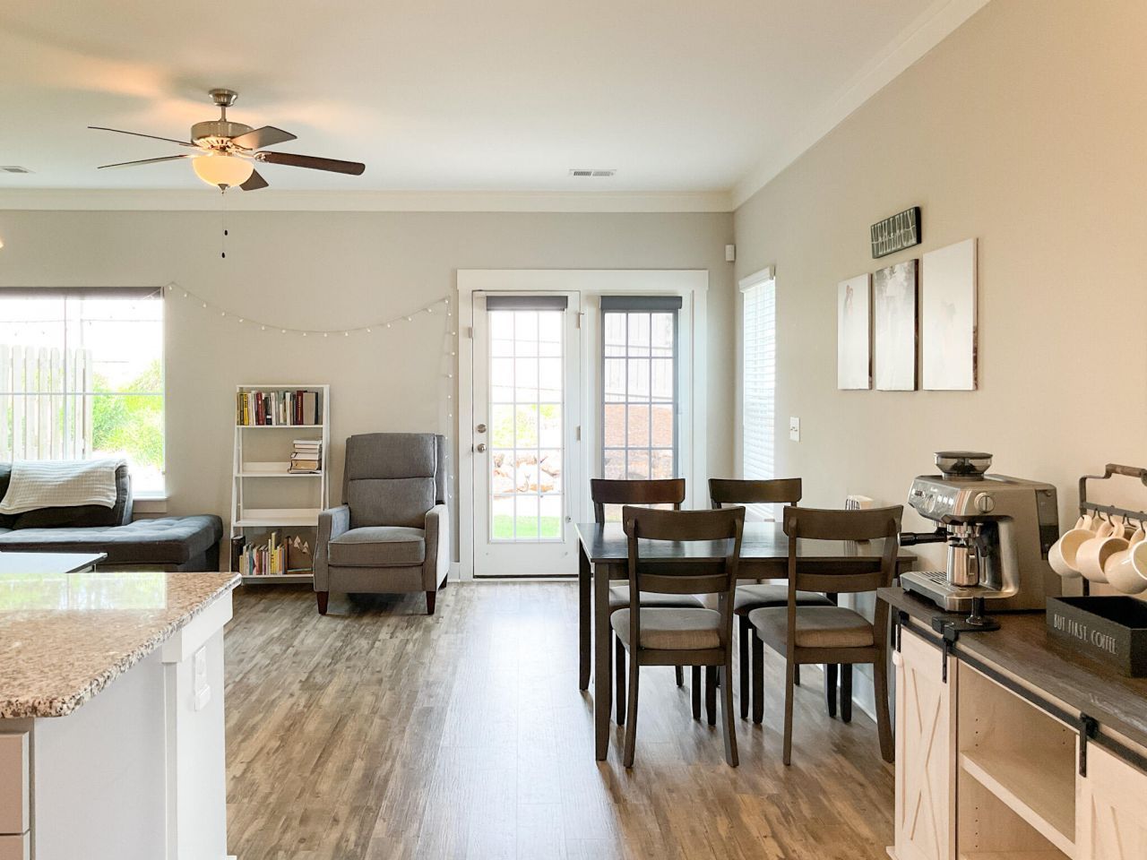 200 Willow Button Drive Photo 9