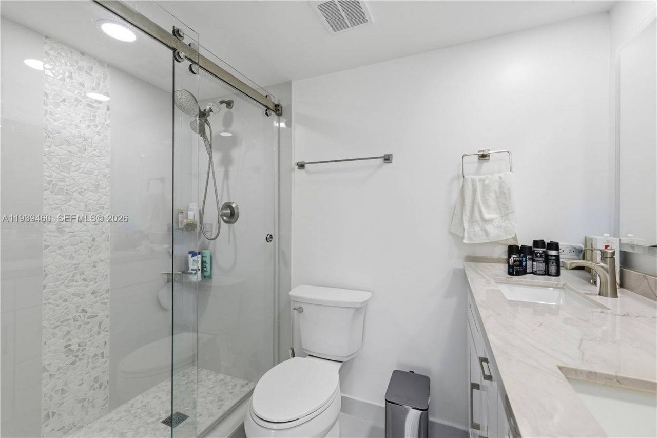 250 S Hollybrook Ter, Unit 306, Pembroke Pines, FL 33025 Photo