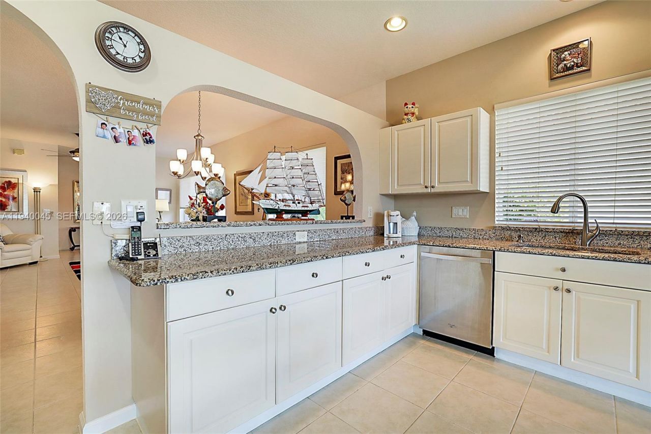 2687 Clipper Cir, West Palm Beach, FL 33411 Photo