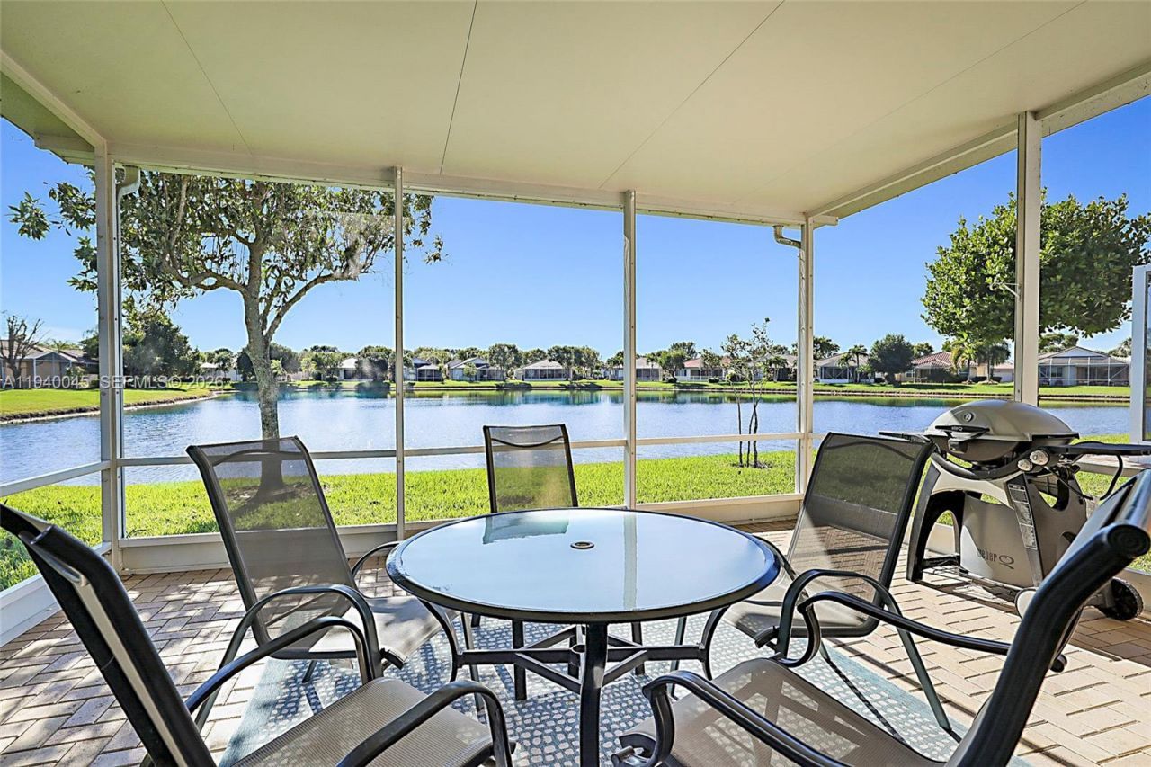 2687 Clipper Cir, West Palm Beach, FL 33411 Photo