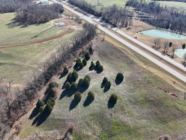 10100 (S) US-412, Friendship, TN 38034