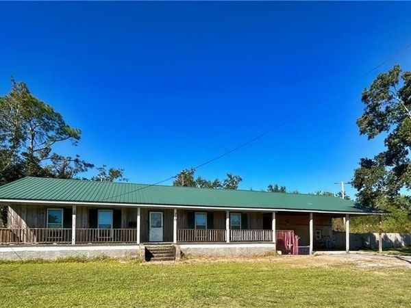 310 W 163RD Street, Galliano, LA 70354