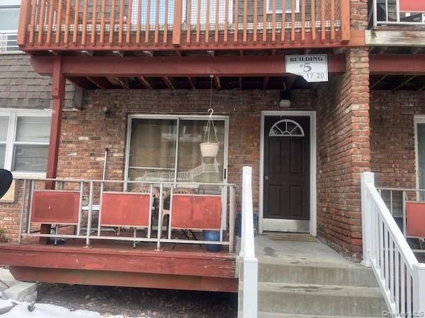 5 Crescent Drive, Unit 17, Thiells, NY 10984