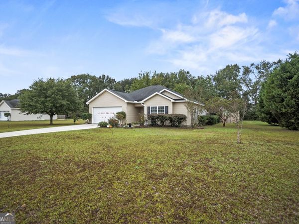 152 Sandalwood Circle, Statesboro, GA 30458