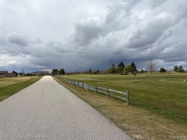 1 Putt-R Dr Putt-R Drive, Mussey Twp, MI 48014