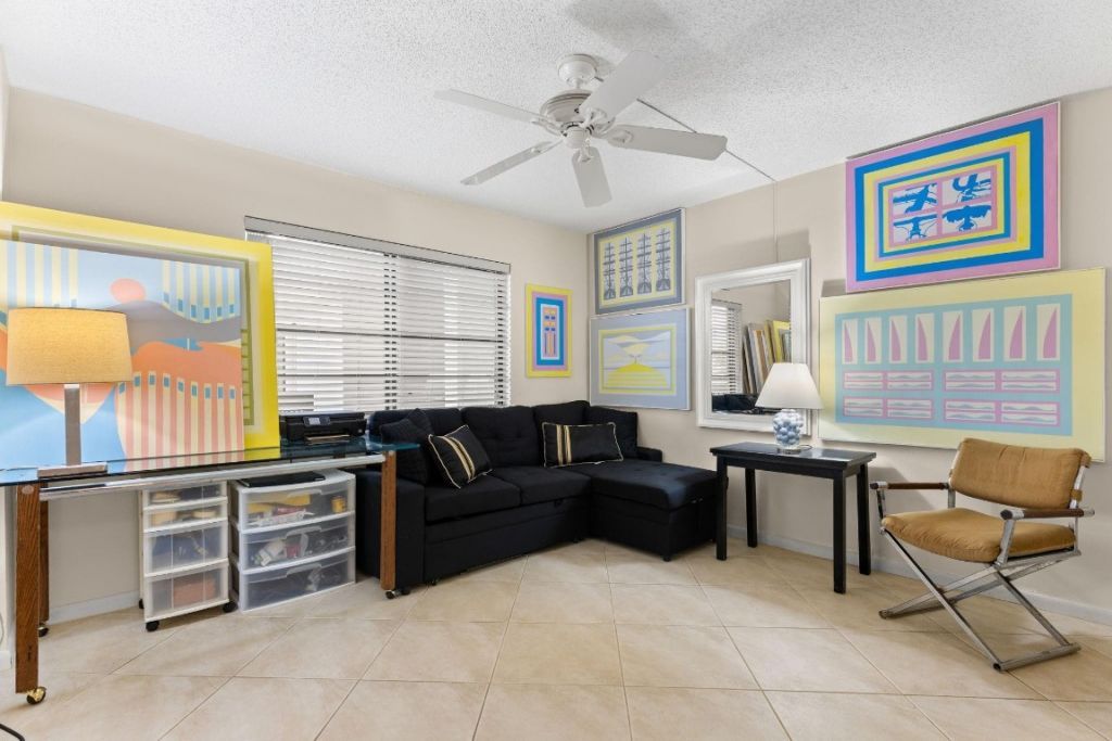 7020 Half Moon Cir, Unit 105, Hypoluxo, FL 33462 Photo