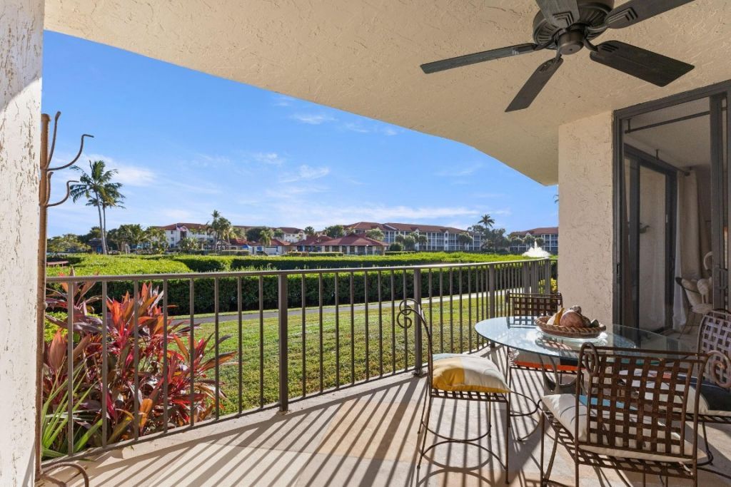 7020 Half Moon Cir, Unit 105, Hypoluxo, FL 33462 Photo