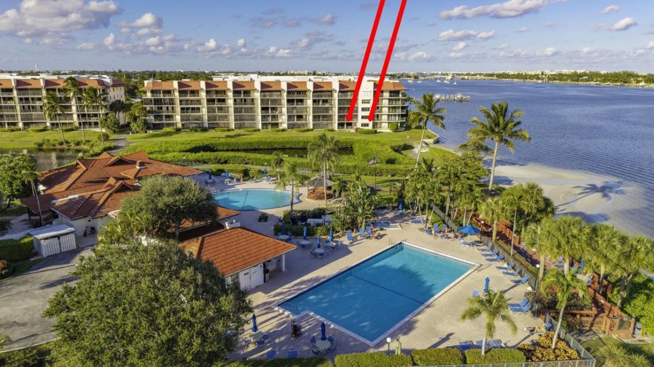 7020 Half Moon Cir, Unit 105, Hypoluxo, FL 33462 Photo