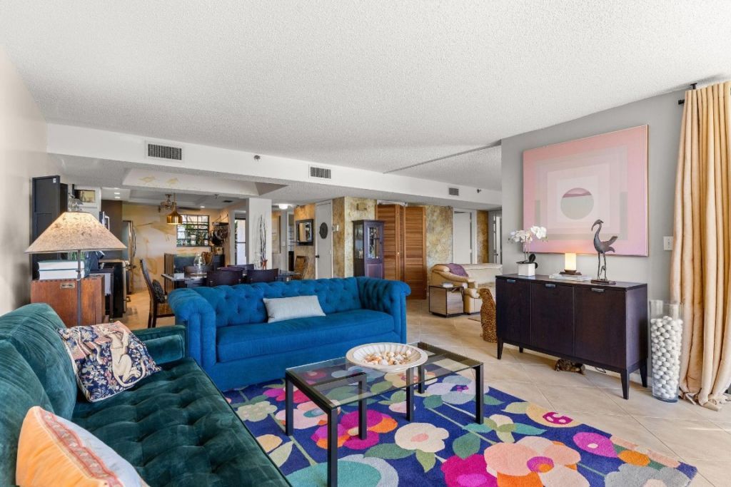 7020 Half Moon Cir, Unit 105, Hypoluxo, FL 33462 Photo