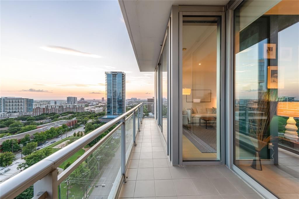 2900 Mckinnon Street, Unit 1503, Dallas, TX 75201 Main Photo