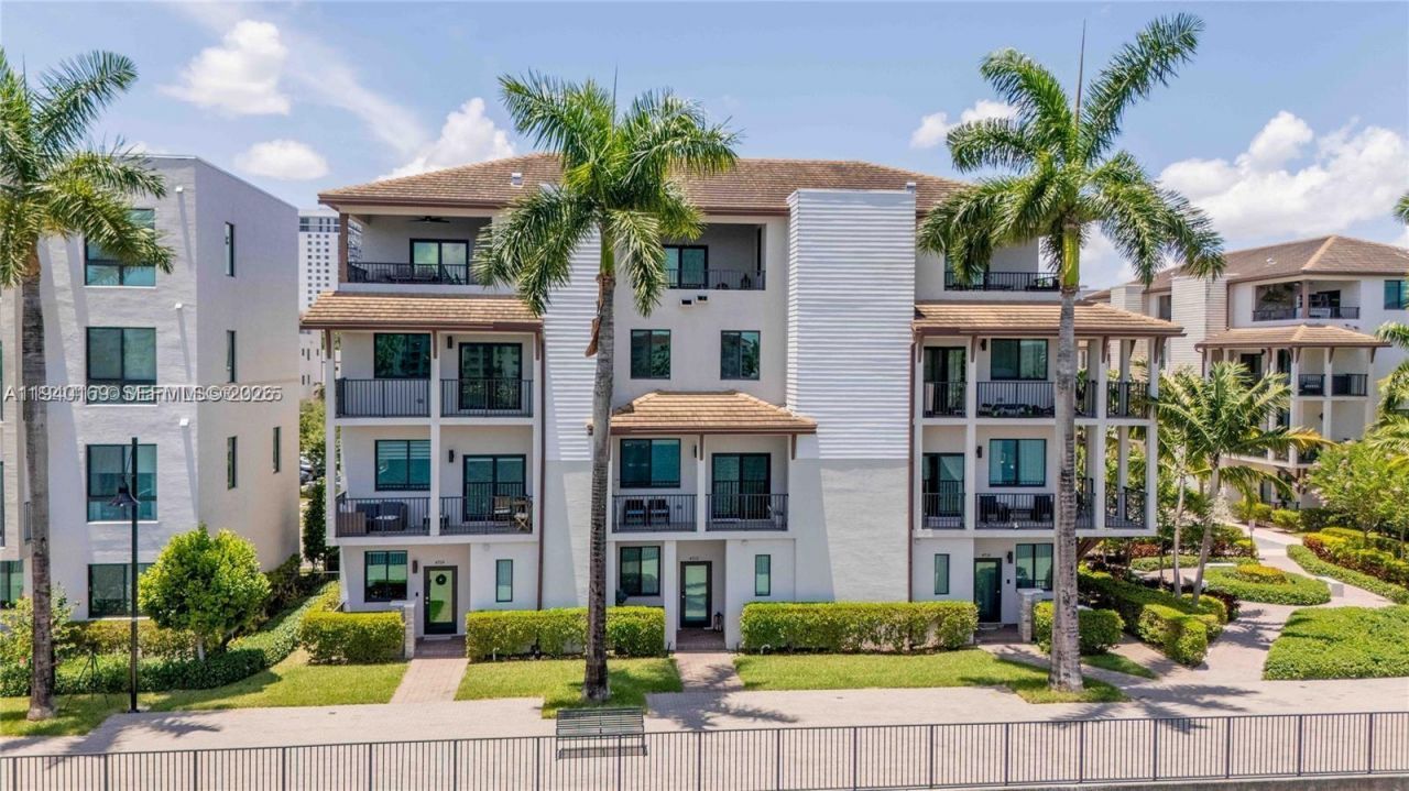 4714 NW 84th Ct, Unit 4714, Doral, FL 33166 Photo