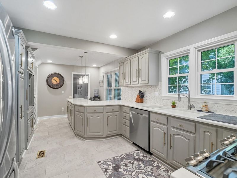 408 Southwood Drive, Springfield, OH 45504 Photo 13