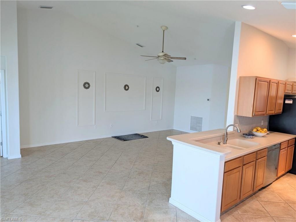 2623 Somerville Loop, Unit 508, Cape Coral, FL 33991 Photo