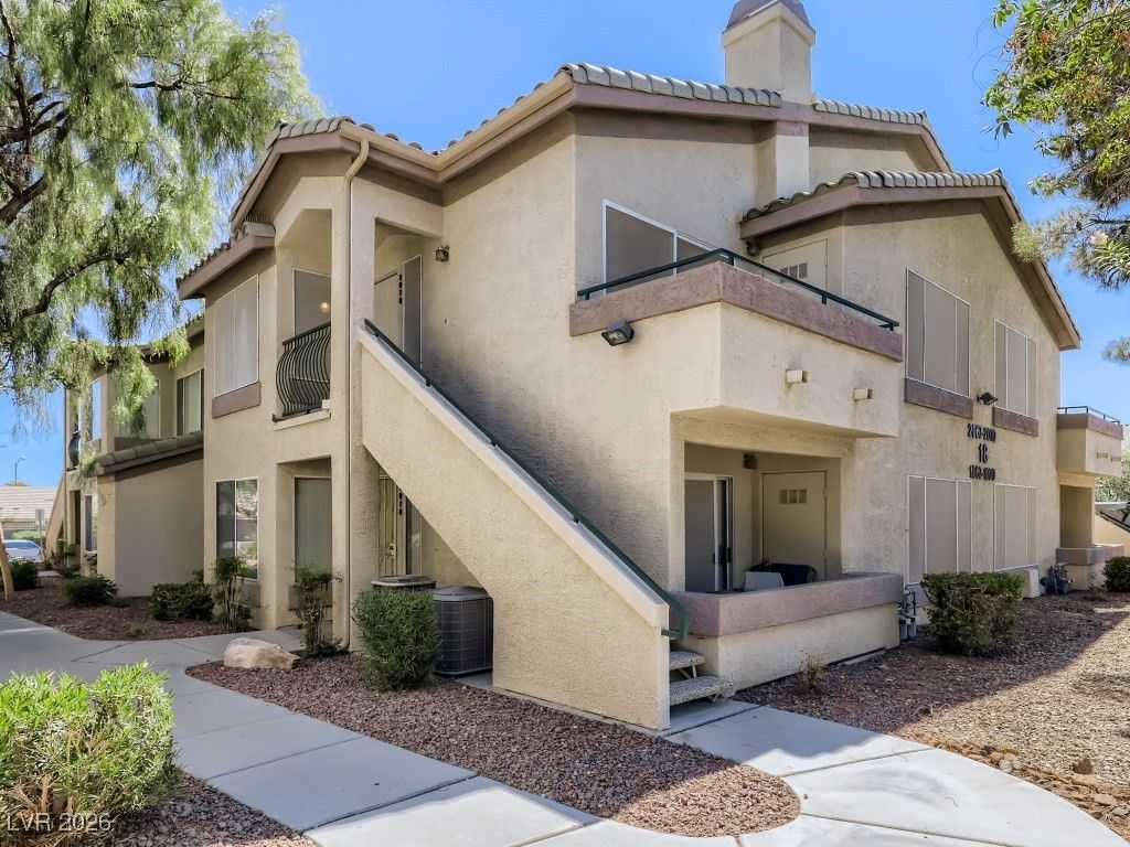 5710 E Tropicana Avenue, Unit 2070, Las Vegas, NV 89122 Main Photo