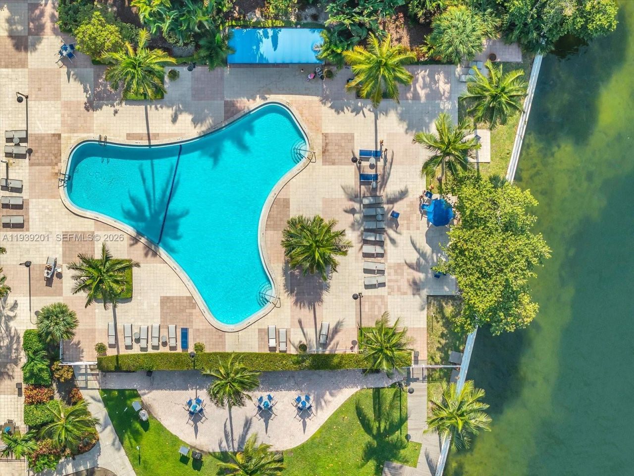 19390 Collins Av, Unit 1211, Sunny Isles Beach, FL 33160 Photo