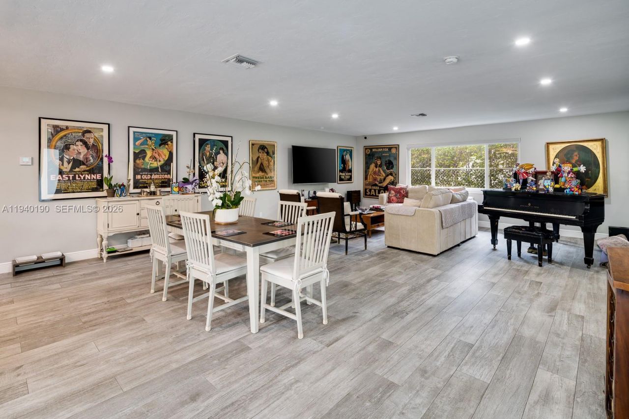 1551 Ancona Ave, Coral Gables, FL 33146 Photo