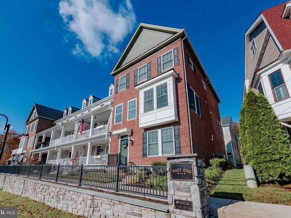 634 W END WALK, MEDIA, PA 19063