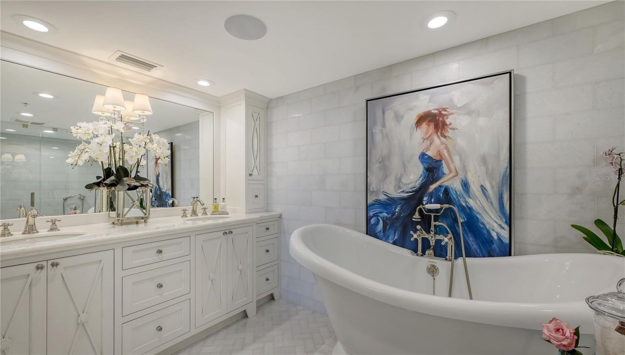 340 Gulf Of Mexico Drive, Unit 136, Longboat Key, FL 34228 Photo