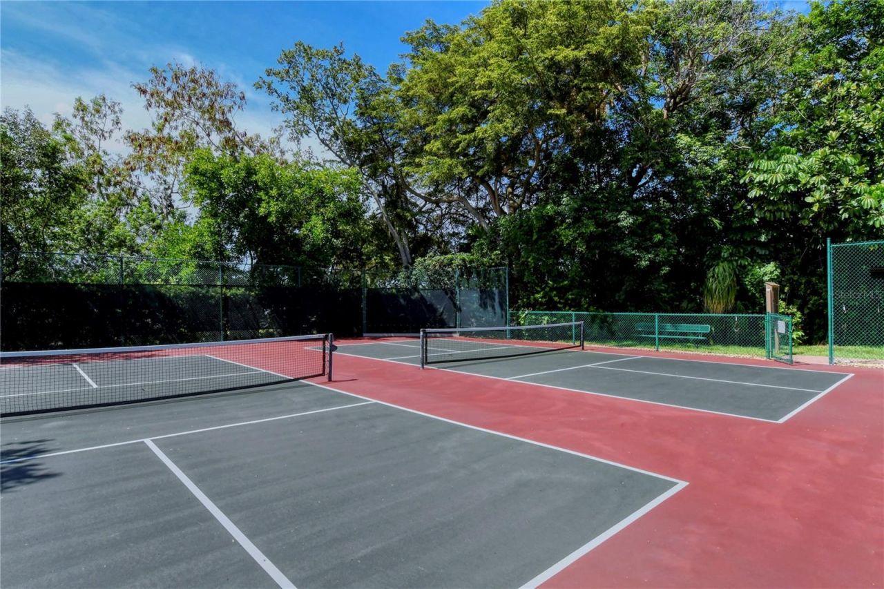 340 Gulf Of Mexico Drive, Unit 136, Longboat Key, FL 34228 Photo