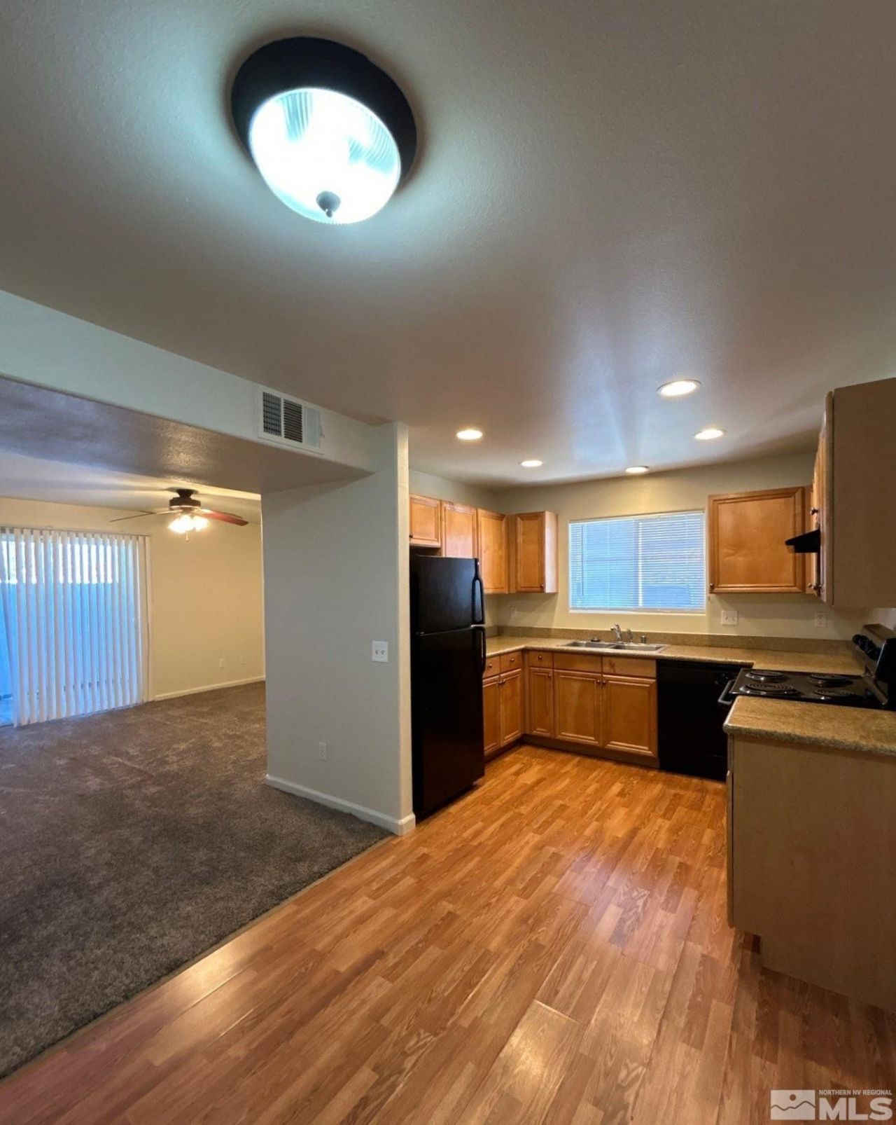 2000 Silverada Boulevard, Unit 112, Reno, NV 89512 Photo