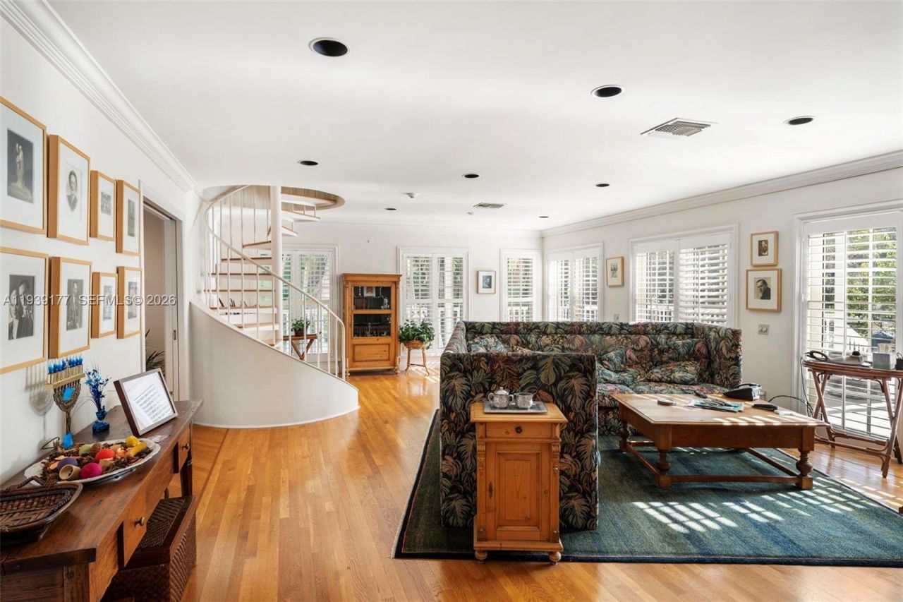 3455 S Moorings Way, Miami, FL 33133 Photo