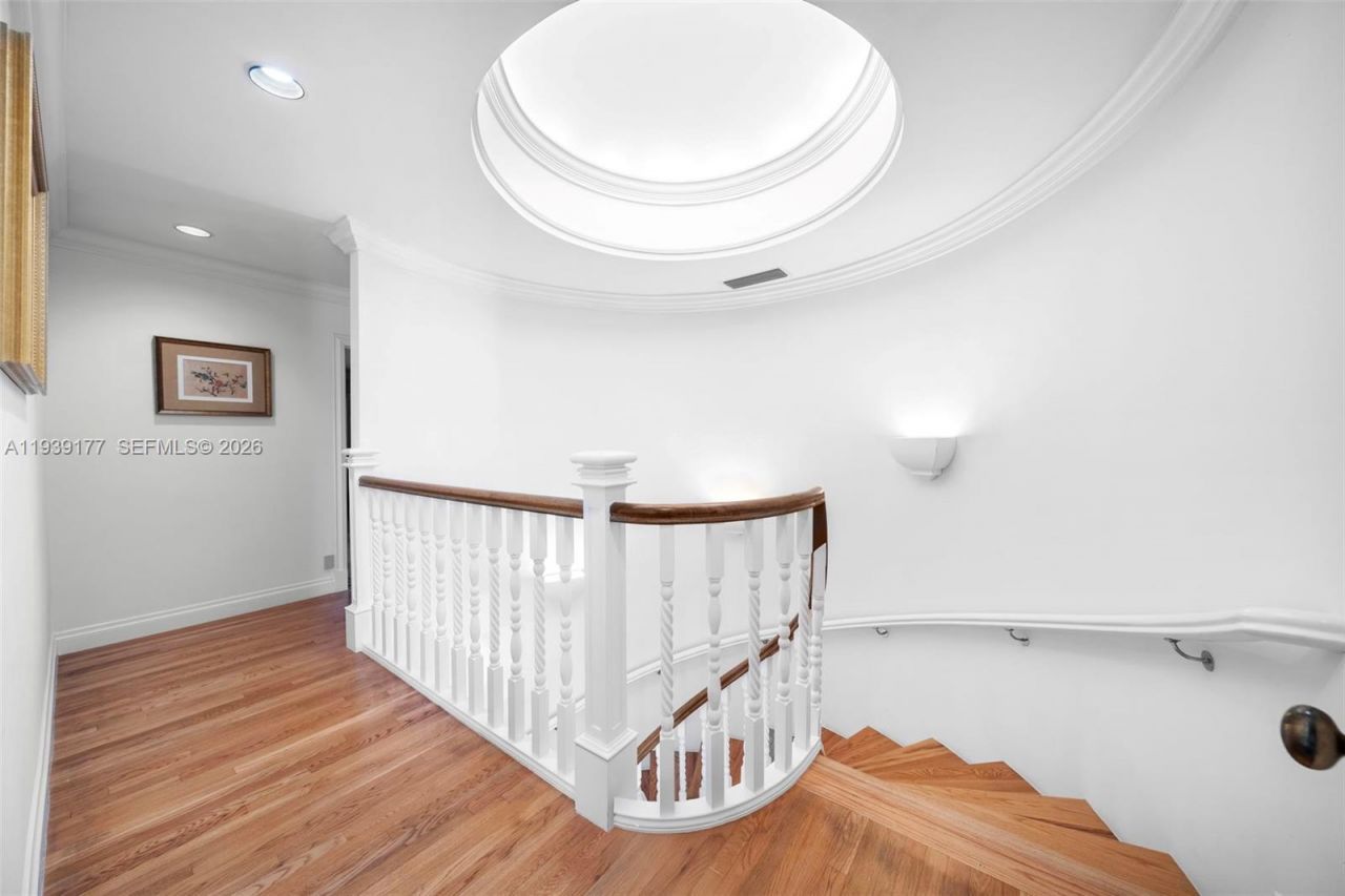 3455 S Moorings Way, Miami, FL 33133 Photo