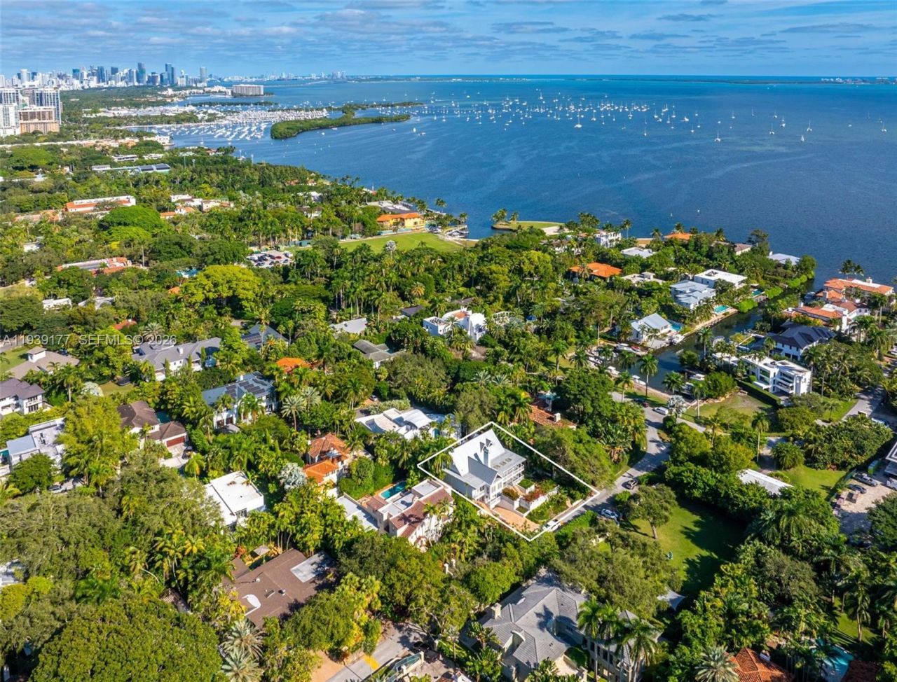 3455 S Moorings Way, Miami, FL 33133 Photo