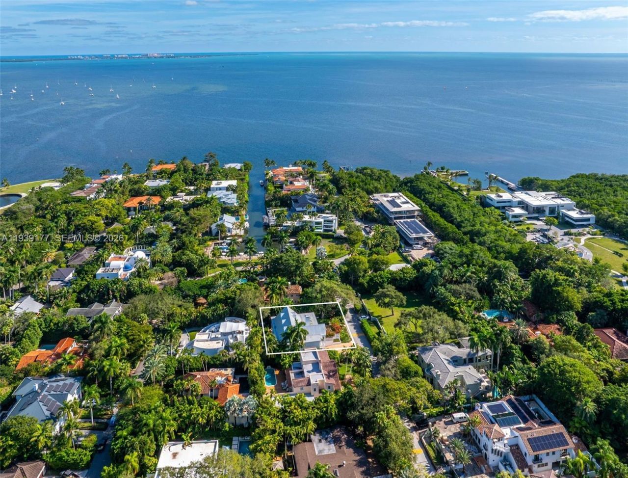 3455 S Moorings Way, Miami, FL 33133 Photo