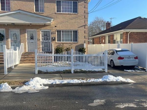 137-15 220th Place, Laurelton, NY 11413