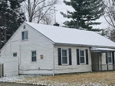 12851 SARATOGA Street, Oak Park, MI 48237