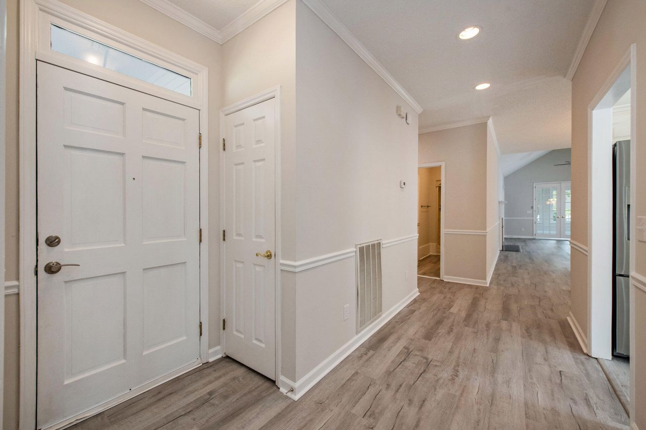 9123 Delancey Circle Photo 5