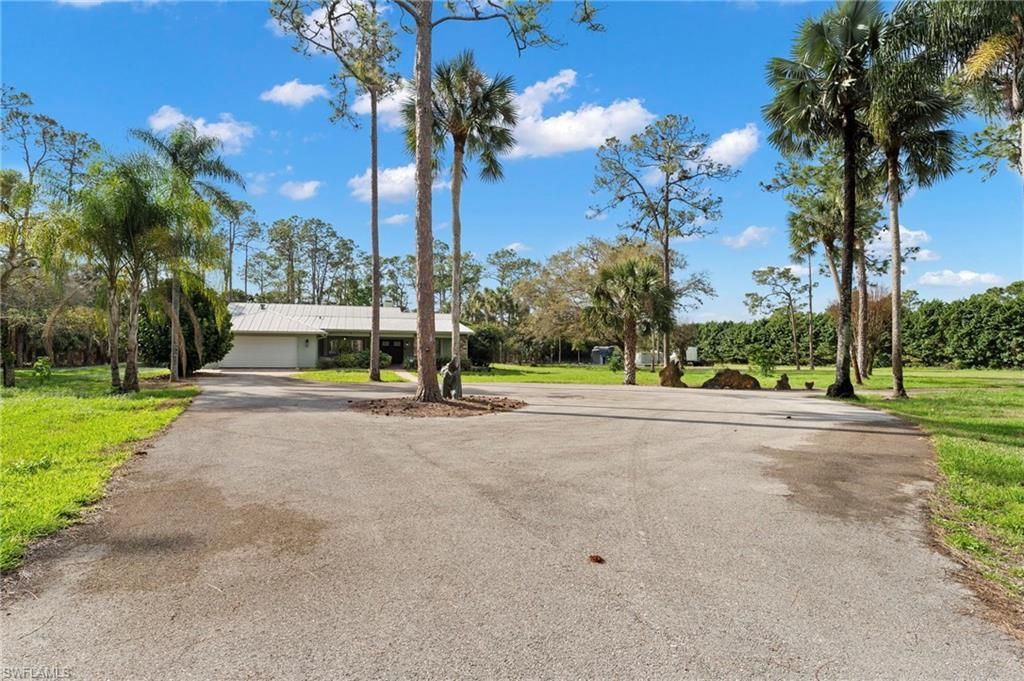 840 Jung Blvd W, Naples, FL 34120 Photo