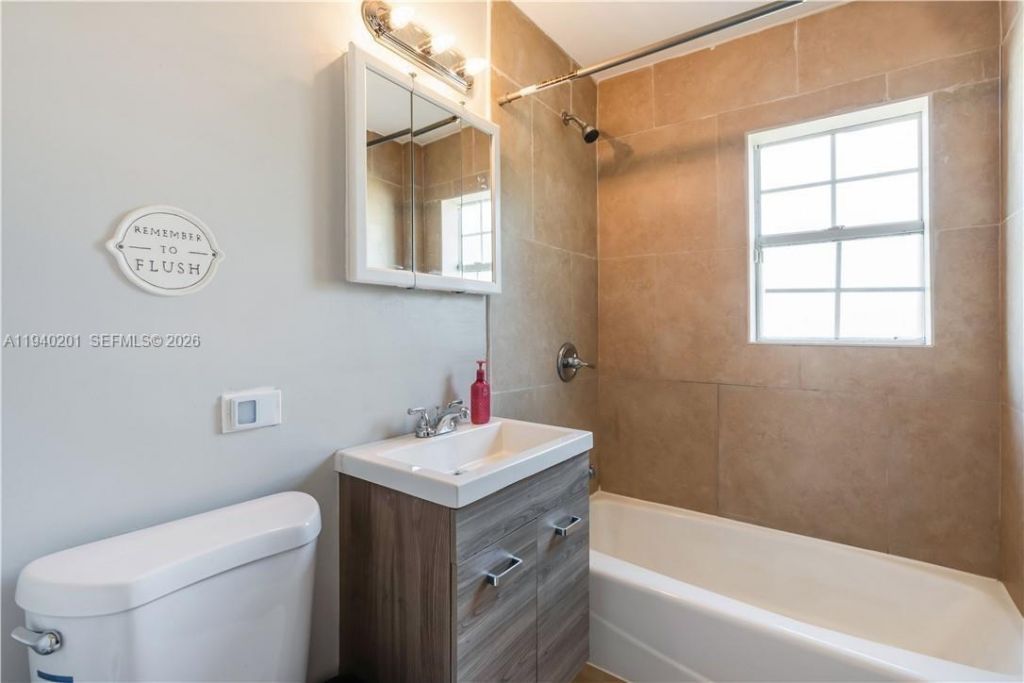 10241 Dominican Dr, Cutler Bay, FL 33189 Photo