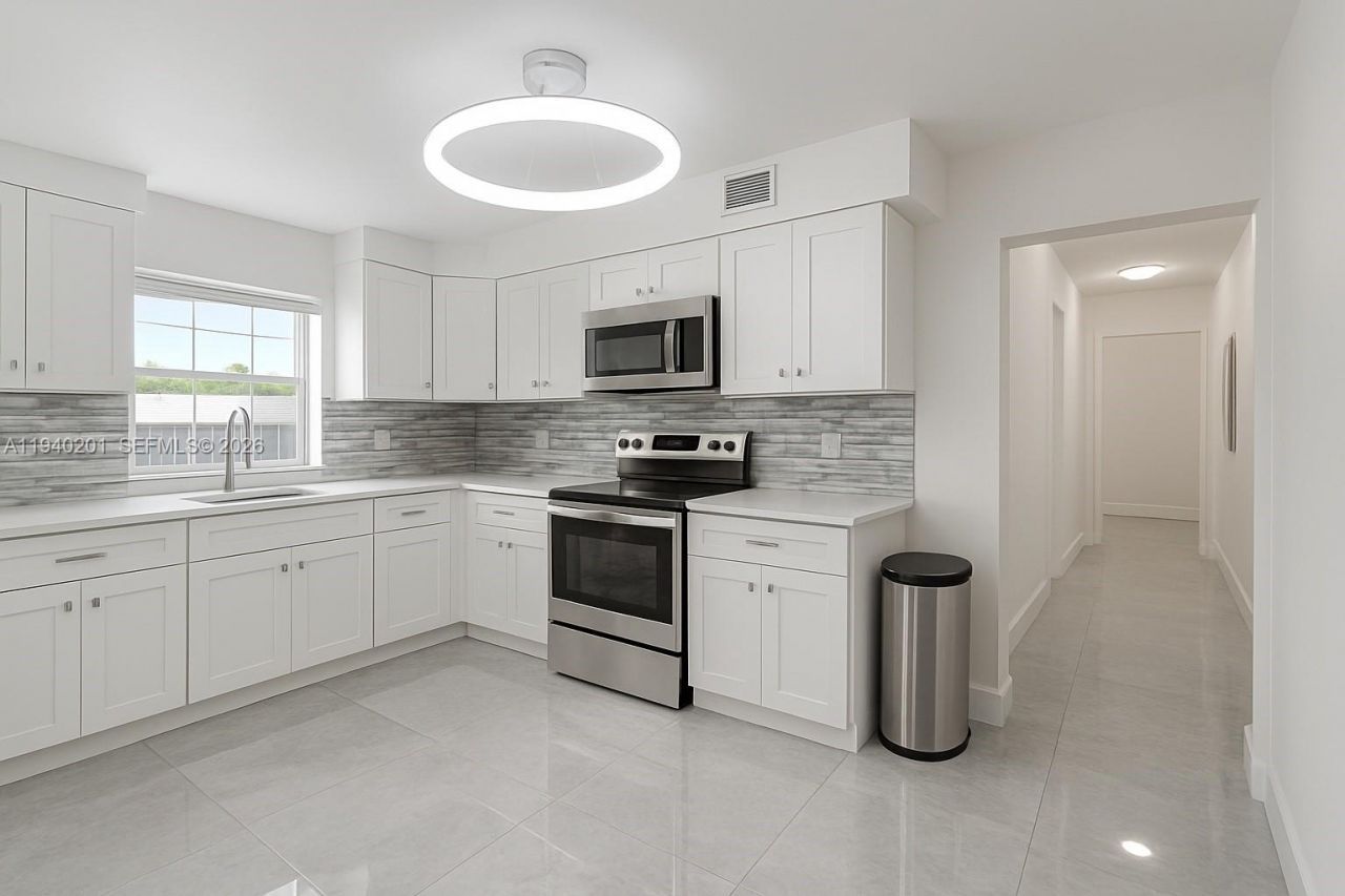 10241 Dominican Dr, Cutler Bay, FL 33189 Photo