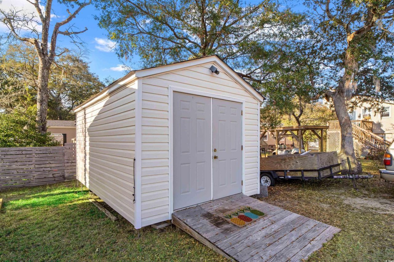 2429 Park St. Photo 21