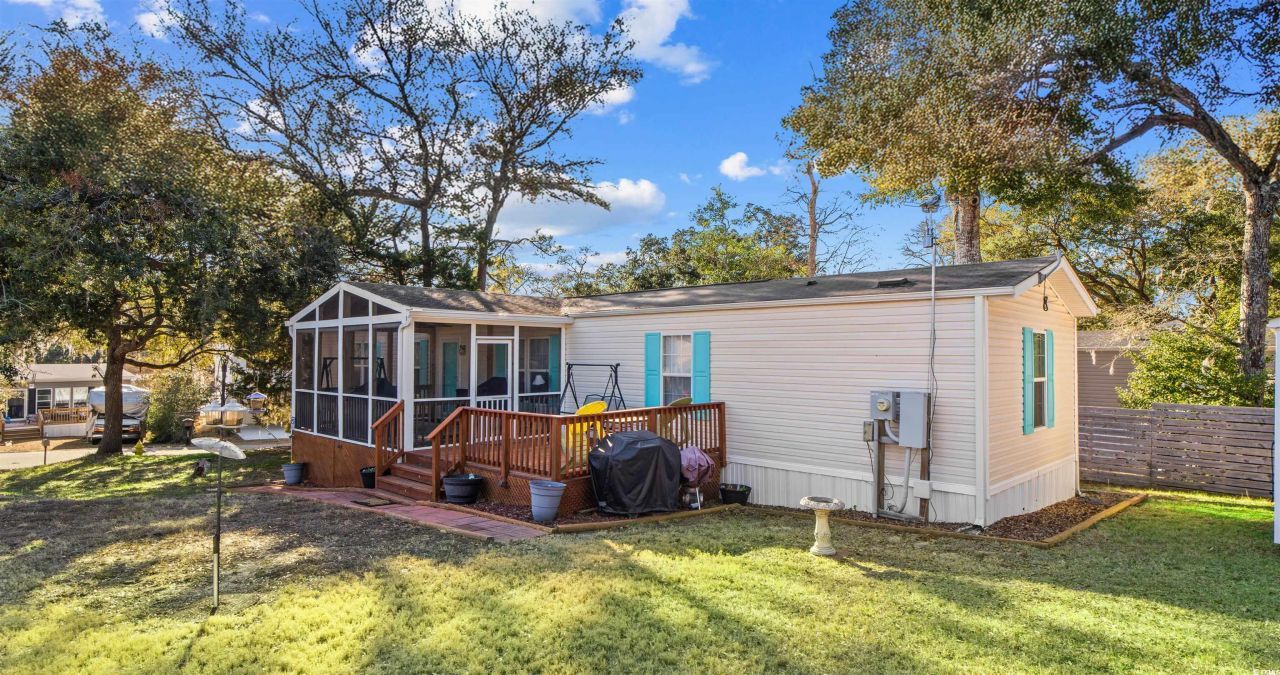 2429 Park St. Photo 24