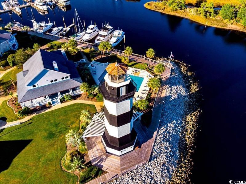 2429 Park St. Photo 36