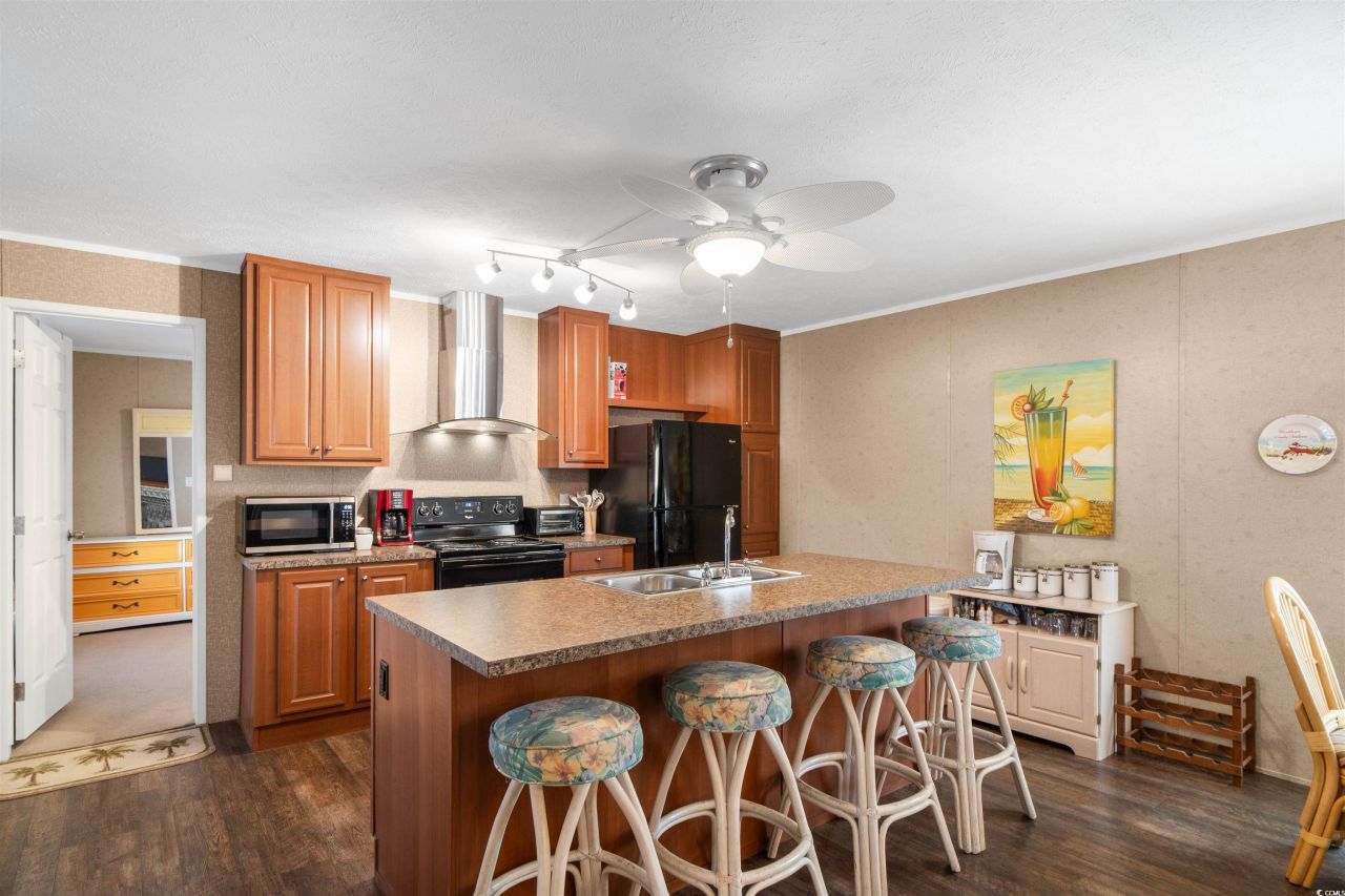 2429 Park St. Photo 5