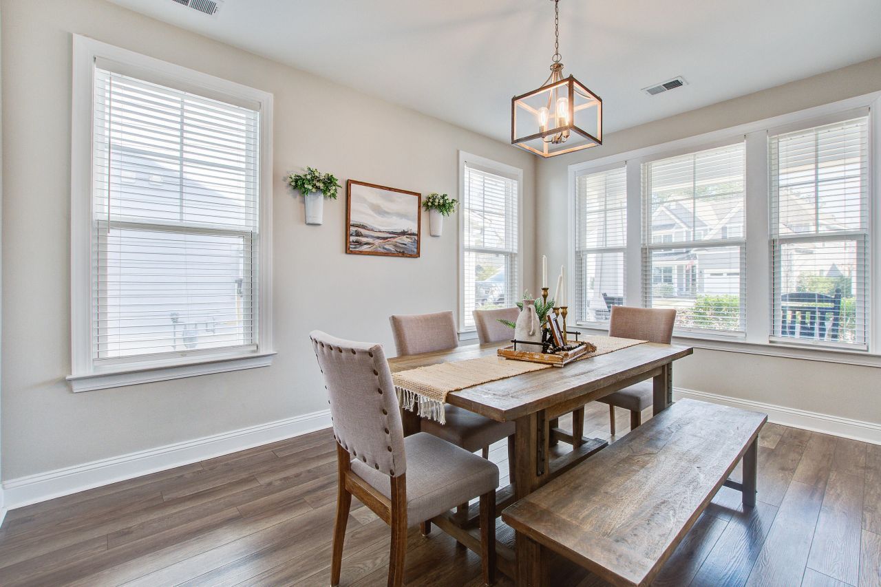 470 Coopers Hawk Drive Photo 11