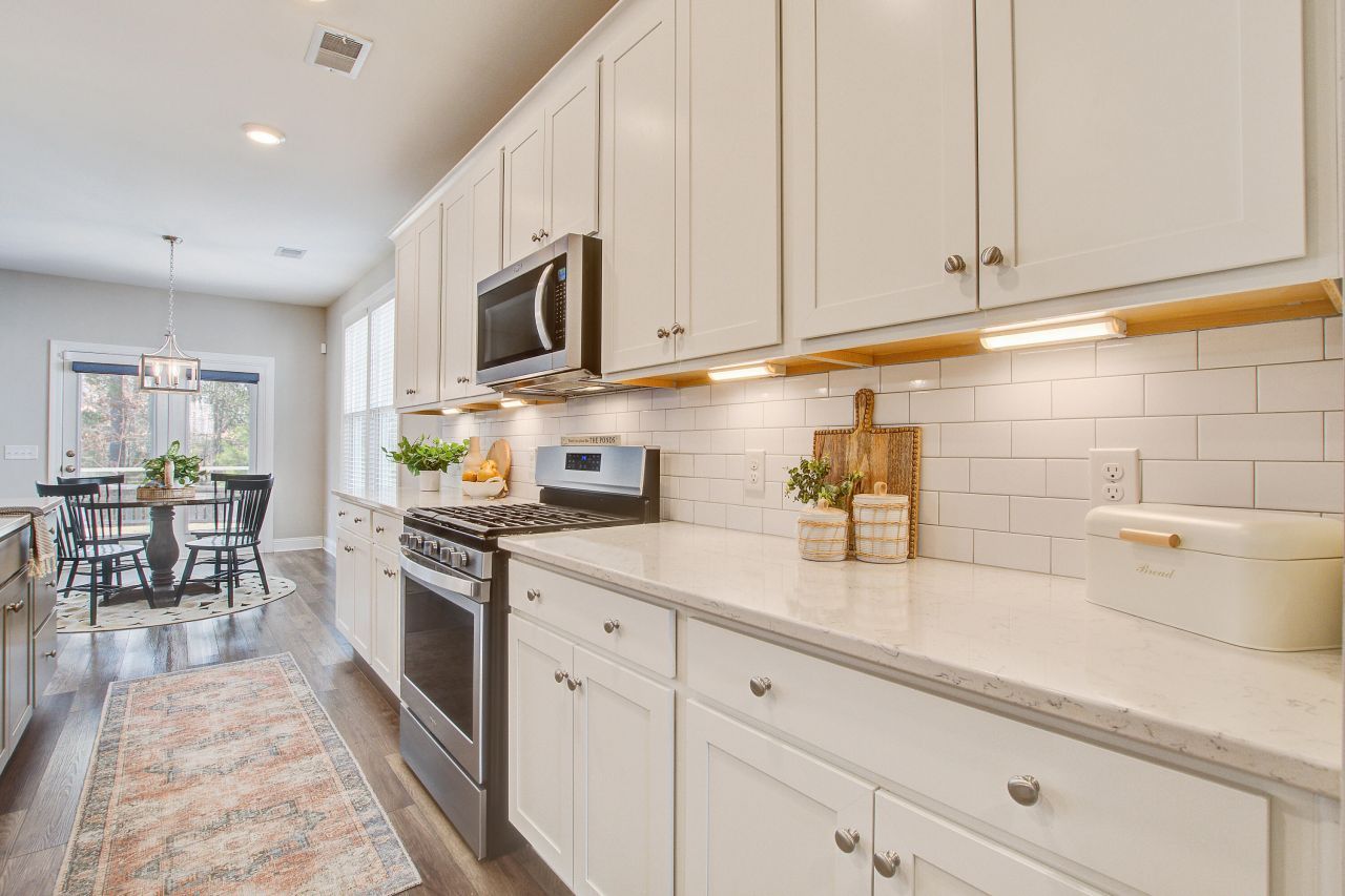 470 Coopers Hawk Drive Photo 15