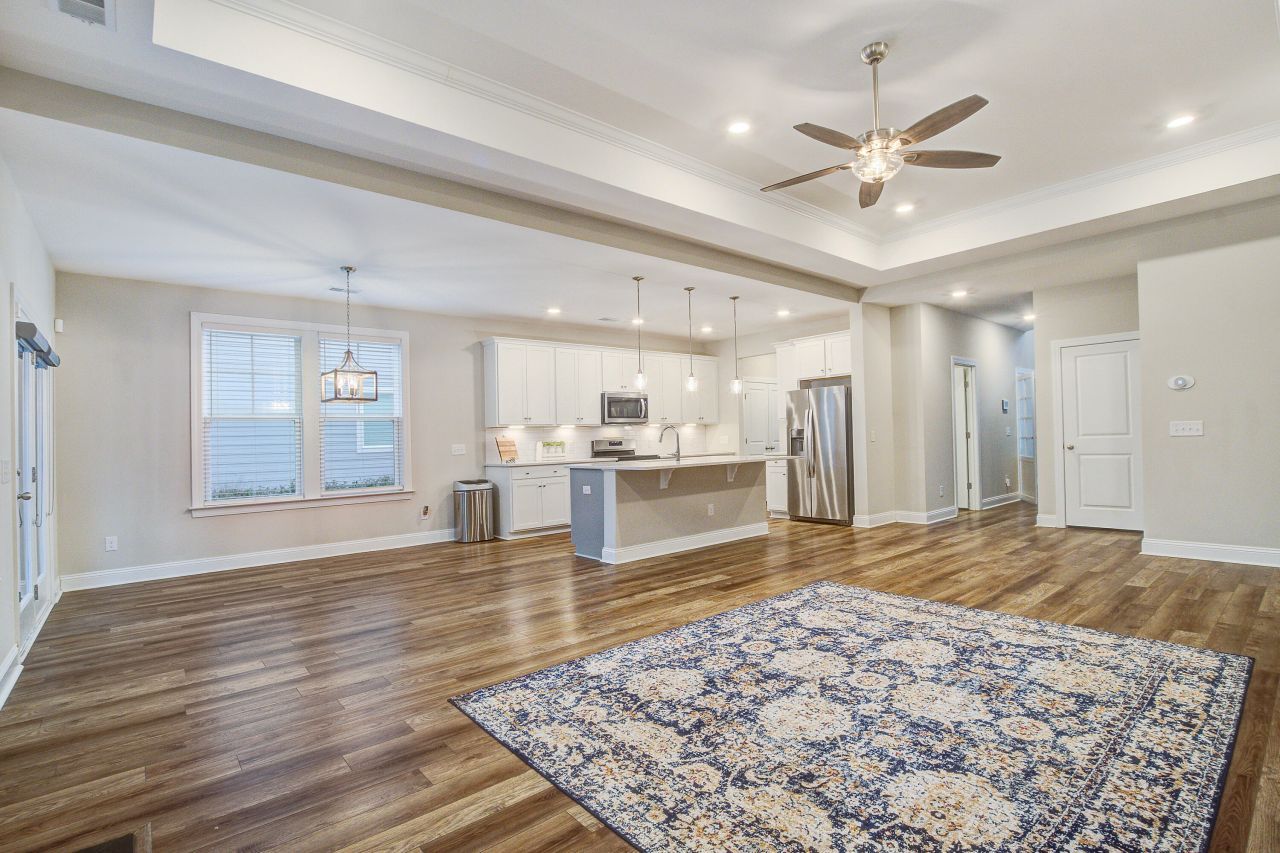 470 Coopers Hawk Drive Photo 21